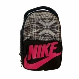 NWT. NIKE Insulated Lunch Bag with ID Slot